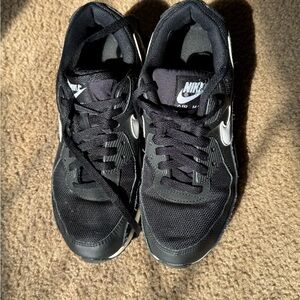 Nike Men's Black and White Air Max Sneakers